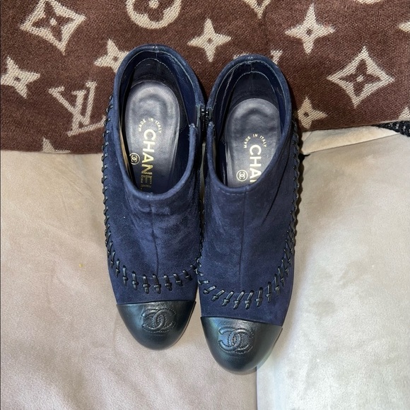 CHANEL Navy and Black Ankle Boots - Picture 13 of 13